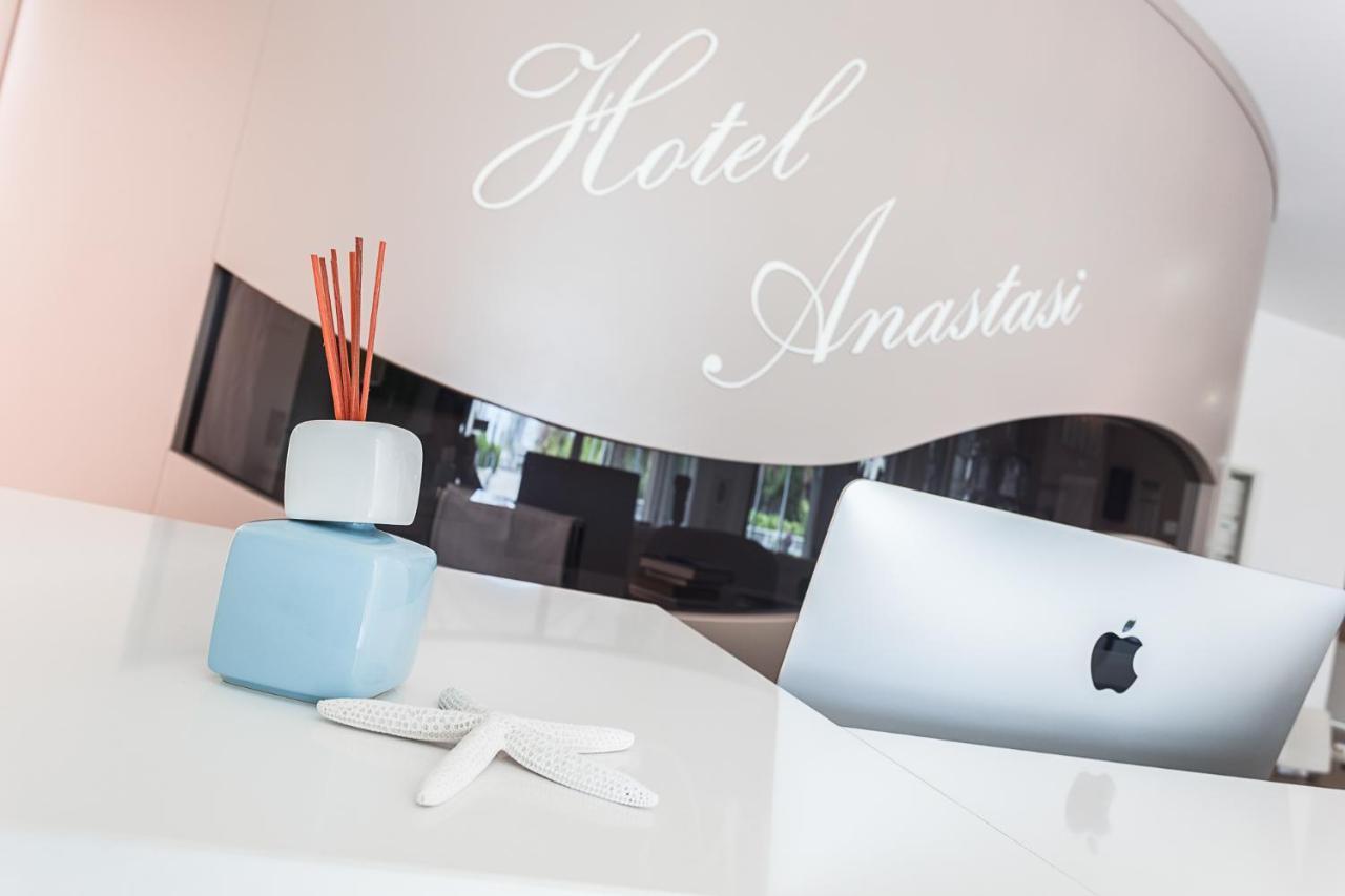 Anastasi Hotel E Residence 切尔维亚 外观 照片