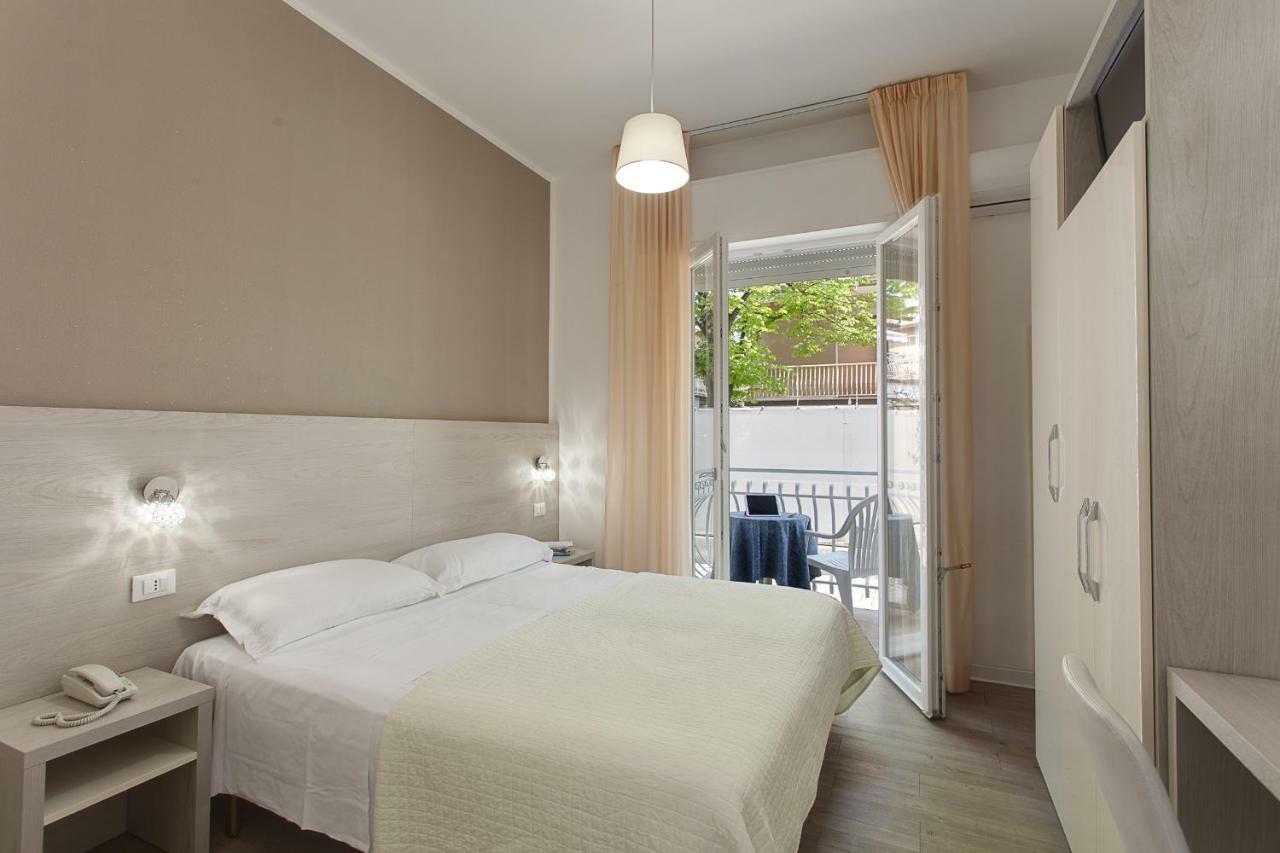Anastasi Hotel E Residence 切尔维亚 外观 照片