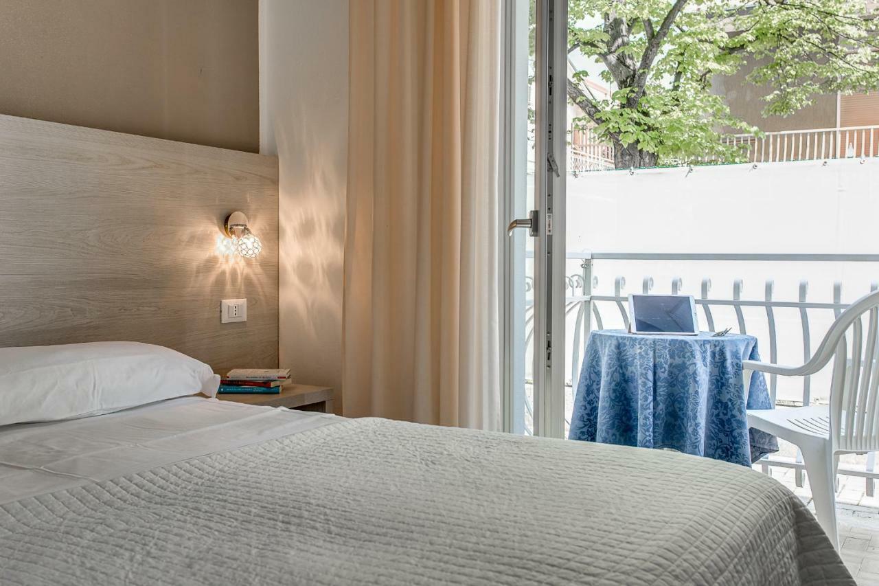Anastasi Hotel E Residence 切尔维亚 外观 照片